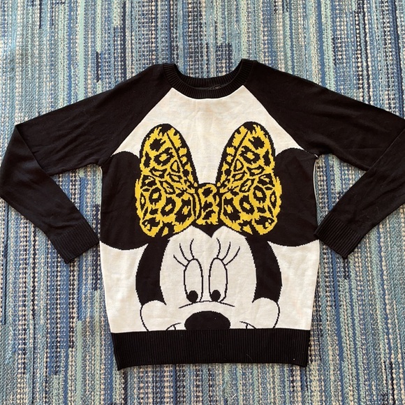 Disney Minnie Mouse Leopard Bow Knit Sweater size small - Picture 2 of 4